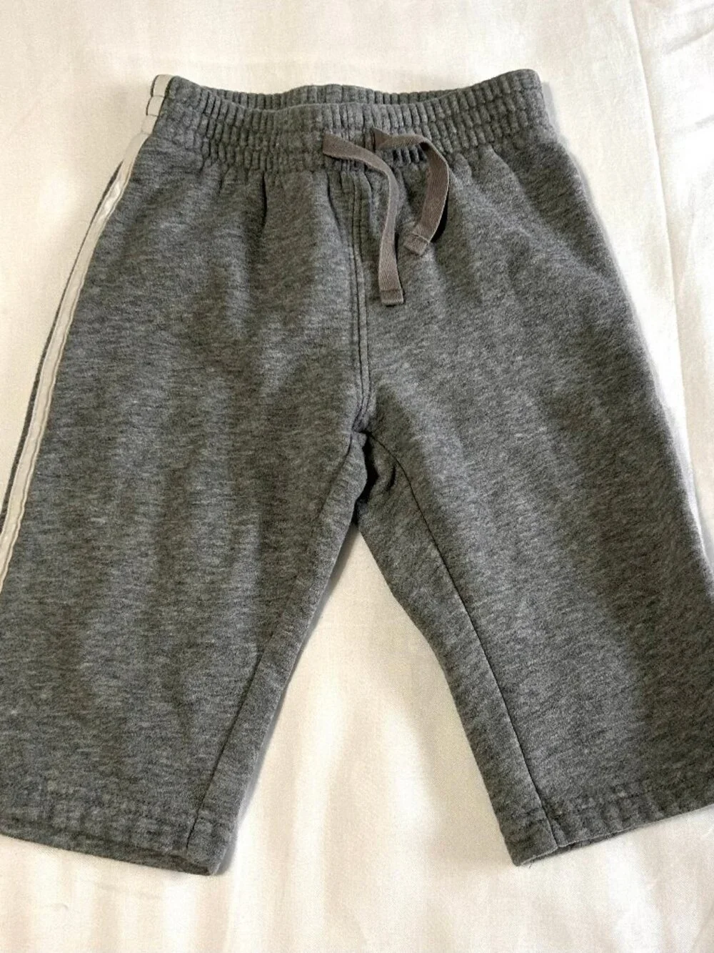12 month Bundle 6 pieces! Sweatpants, Long and Short Sleeve Bodysuits